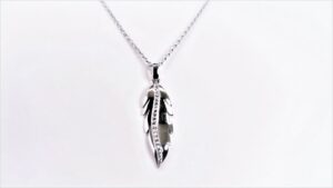 Collier mit Behang Feder 925 Ag rhodiniert