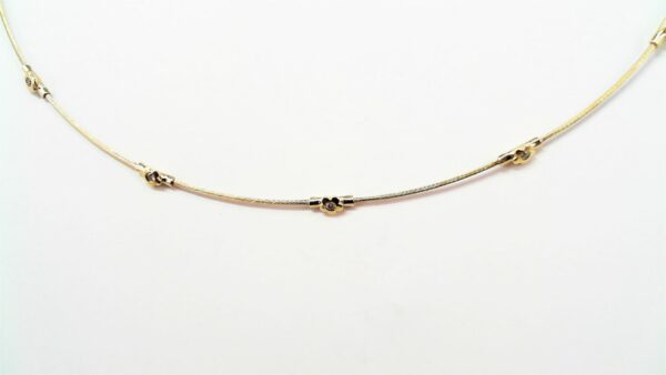 Collier Mehrsteiner Blume 750 GG
