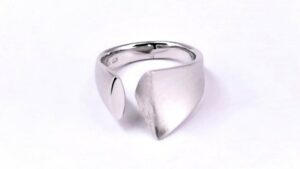 Damenring ohne Stein 925 Ag rhodiniert